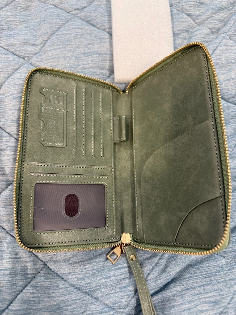 N/A compact green
